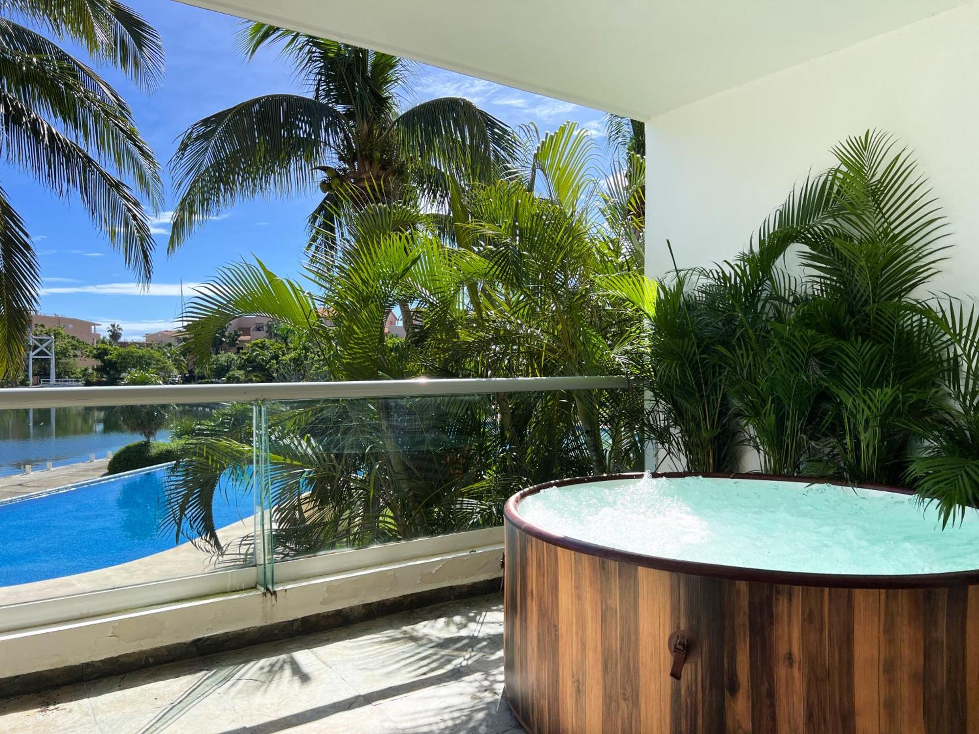 High-End Waterfront Condo At Secrets Waters Puerto Aventuras Exterior photo